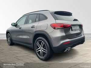 Mercedes-Benz GLA GLA180  Progressive AUTO *(NIGHT - Image 3