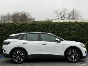 Volkswagen ID.4 PRO LIFE 77KWH // 19" DIAMOND CUT - Image 2