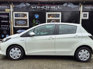 Toyota Yaris Hybrid Automatic 2013 - Image 3