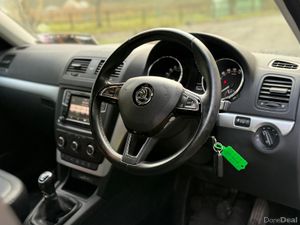 2017 SKODA YETI OUTDOOR 2.0 TDI 4X4 FULL SPEC - Image 4