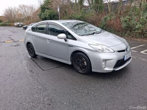 TOYOTA PRIUS / 2013 / 1.8 PETROL HYBRID / AUTO - Image 3