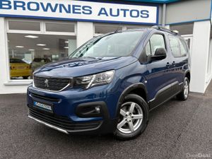 2023 Peugeot Rifter Allure Wheelchair Accessible - Image 2