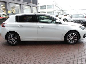 1.5HDI ALLURE 5DR HATCHBACK AUTO // ONLY 96,945KM, - Image 3