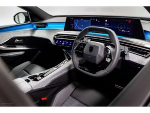 Peugeot 3008 GT Hybrid Auto 145HP - Image 2