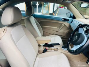Volkswagen Beetle DBA-16CBZ // AUTOMATIC // 1.2L P - Image 4