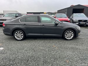 16 Volkswagen Passat 2.0 TDI BLUEMOTION - Image 3