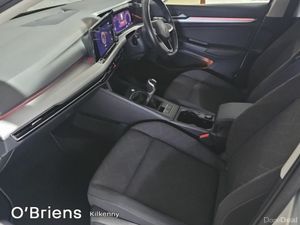 Volkswagen Golf *TOP SPEC - UPGRADED ALLOYS / BODY - Image 4