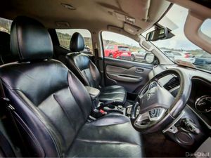 MITSUBISHI L200 - Image 3