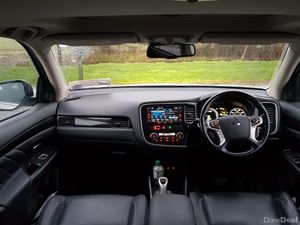 Mitsubishi Outlander 2017, Warranty, Delivery Top - Image 4