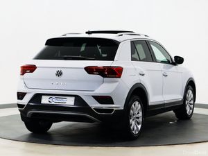 *80* 2019 Volkswagen T-Roc 1.5tsi sport - Image 4