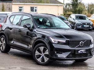 2022 VOLVO XC40 T-4 PLUS BRIGHT - Image 3