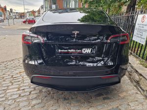 2023 (231) Tesla Model Y AWD Long Range - Image 4