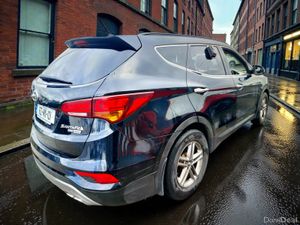 2016 Hyundai Santa Fe 2.2 CRDi 4WD Executiv - Image 2