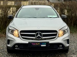 Mercedes-Benz GLA 180 CDI Urban Automatic - Image 4