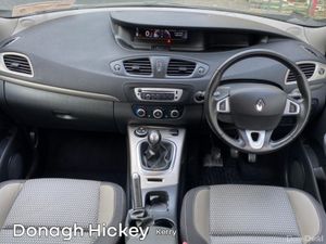 Renault Scenic 1.5 DCI 110 XMOD DYNAMIQUE - Image 2