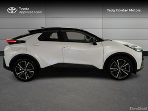 Toyota C-HR PHEV SOL - Image 3