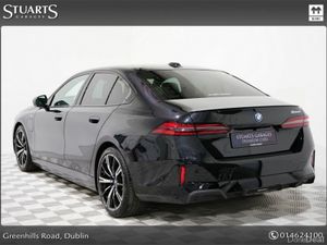 BMW 5-Series 3 X PACKS: PRO PACK, TECH PLUS PACK, - Image 2