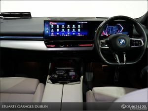 BMW 5-Series 3 X PACKS: PRO PACK, TECH PLUS PACK, - Image 4