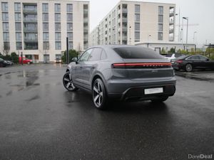 Porsche Macan Electric - Image 3