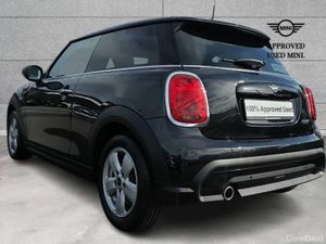 Mini Cooper 3-Door Cooper Classic - Image 2