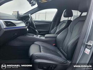 BMW 5-Series 520d M-Sport TOURING AUTO (MHT) - Image 4