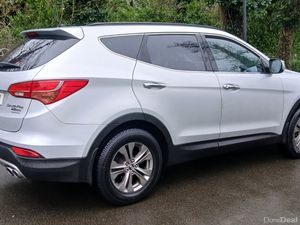 Hyundai Santa Fe 2013 *4WD MANUAL* 2.2 D 7 SEATS - Image 3