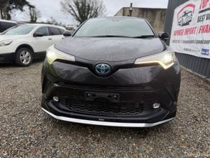 Toyota C HR 2018 - Image 2