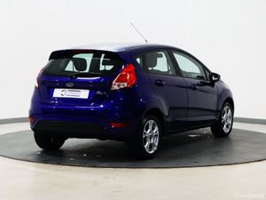 *38* 2017 Ford Fiesta 1.2 zetec - Image 4