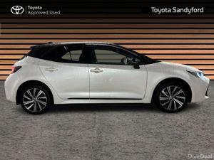 Toyota Corolla LUNA SPORT HATCHBACK // AIR CON // - Image 3