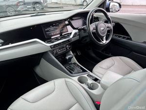 Kia Niro PHEV MY21 TRAILER 5DR A AUTO - Image 4