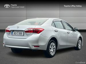 Toyota Corolla 1.33 TERRA 4DR - Image 2