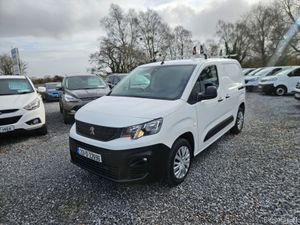 Peugeot Partner Professional Plus 1.5 Blue HDI - Image 3