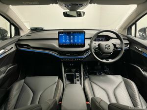 Skoda Enyaq IV 85+ - Reversing Camera - Ambient Li - Image 4