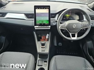 Renault Captur techno full hybrid E-Tech 160 Auto - Image 2