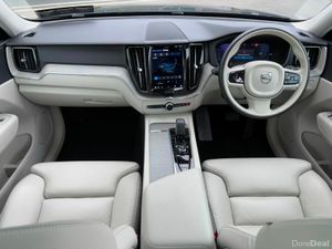 Volvo XC60 BLONDE LEATHER PLUS BRIGHT T6 RECHARGE - Image 2
