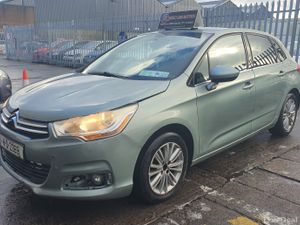 2011 Citroen C4 Manual - Image 2