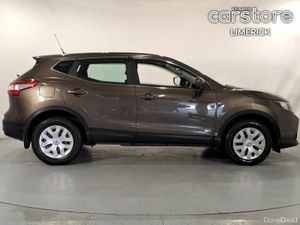 Nissan Qashqai 1.5 DSL XE - Image 2
