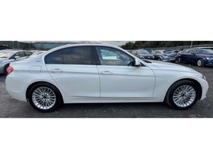 BMW 3-Series 2.0 Automatic Petrol Plug-In-Hybrid 3 - Image 4