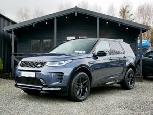 2024 Land Rover Discovery Sport Dynamic SE - Image 3