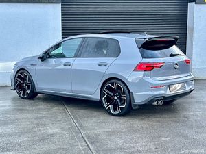 2024 VOLKSWAGEN GOLF GTD 200 DSG - Image 4