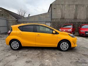 Toyota Aqua 2018 Hybrid - Image 3