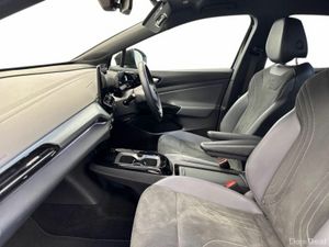 Volkswagen ID.4 LIFE 52kWh *JUST IN* €80 PER WEEK - Image 3