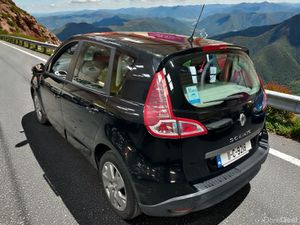 Renault Scenic 1.5 DCI 95 ECO2 DYNAMIQUE - Image 2
