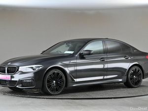 BMW 5-Series 530E G30 M SPORT **BLACK LEATHER**HUP - Image 4