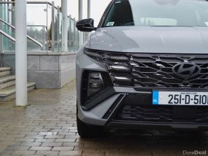 Hyundai Tucson 4WD N-Line PHEV - Image 3