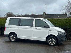19Volkswagen Transporter Shuttle  8 seater €26250 - Image 3