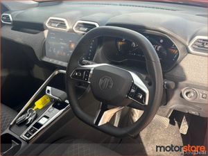 MG ZS Excite HEV **LIKE NEW / HUGE WARRANTY** - Image 3