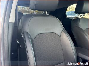 Kia XCeed 1.6 PHEV. TINY MILEAGE! - Image 3