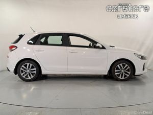 Hyundai i30 1.6 Diesel Deluxe - Image 2