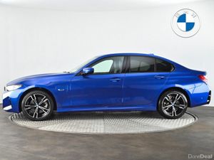 BMW 3-Series 330e M Sport Saloon - Image 4